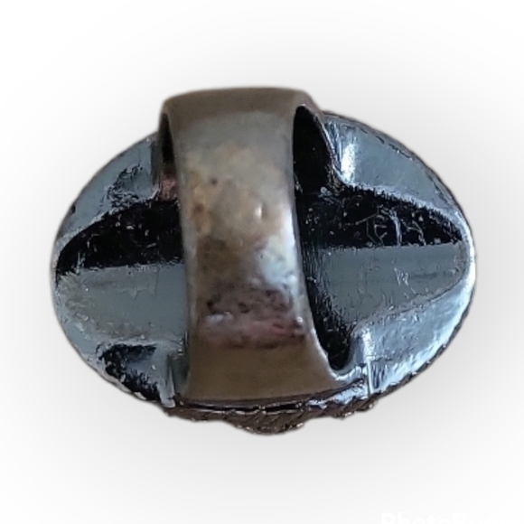 Vintage Black Fauceted Stone Gunmetal Silvertone Fat Band Cocktail Ring - Picture 7 of 9